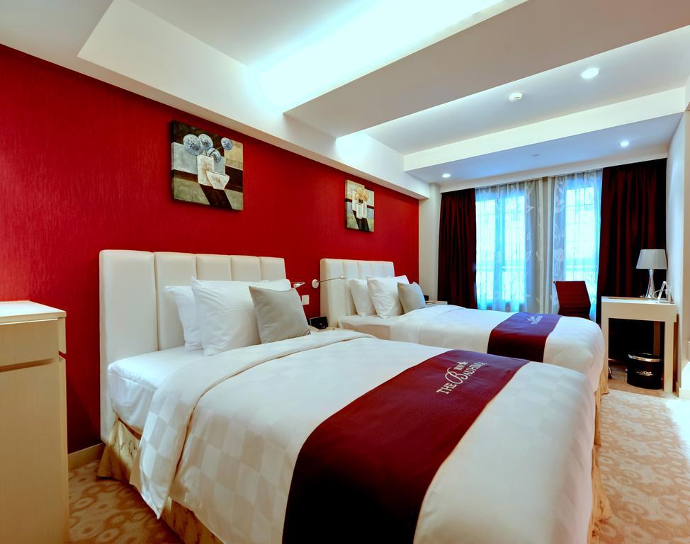 The Bauhinia Hotel - Central Хонконг Стая снимка