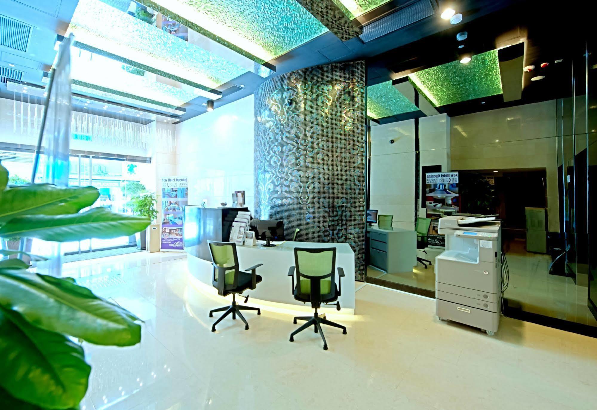 The Bauhinia Hotel - Central Хонконг Екстериор снимка