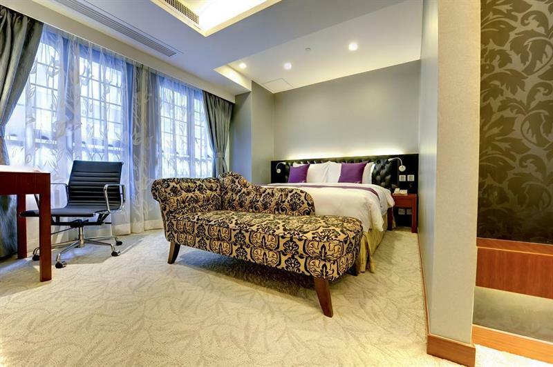The Bauhinia Hotel - Central Хонконг Екстериор снимка